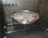 Foto langkah ke 4 dari resep Pizza rumahan.
