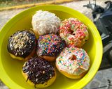 Foto langkah ke 2 dari resep Donat Warna Warni.