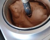 Une image de l'étape 4 de Glace au chocolat 🍫 et glace au chocolat 🍫 éclats de cookies #juin.