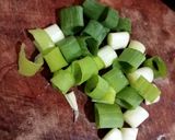 Foto langkah ke 2 dari resep Dadar Terong Ungu.