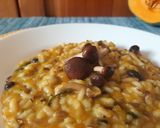Foto del passaggio 7 della ricetta Risotto alla zucca e funghi pioppini