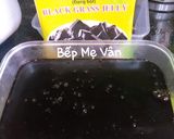 Hình bước làm 3 của món Chè hạt sen sương sáo đen
