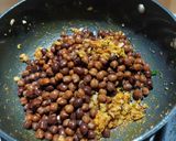 A picture of step 4 of Desi Chana sabji.