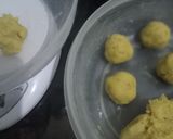 Foto langkah ke 3 dari resep Onde Onde duo Ubi.