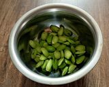 Foto langkah ke 2 dari resep Petai Teri Cabe iris pedes.
