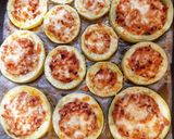 Hússal töltött tökkarikák recept fázis 5 fotója