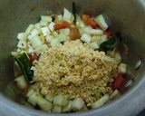 சுரைக்காய் கூட்டு(surakkai koottu recipe in tamil) ரெசிபி ஸ்டேப் 2 புகைப்படம்