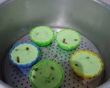 Foto langkah ke 5 dari resep Kue putu dengan cetakan.
