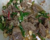 Foto langkah ke 3 dari resep Tumis Daging Sapi.