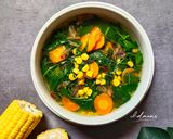 Foto langkah ke 4 dari resep Sayur Bayam Bening Jagung dan Wortel.