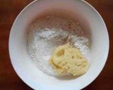 Foto langkah ke 2 dari resep Donat Kentang.