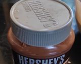 A picture of step 1 of Oreo chocolate pudding.