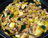 Foto del paso 3 de la receta: Tortilla de chorizo con verduras