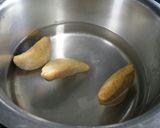 A picture of step 7 of Gujia Dahi Badas.