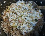 A picture of step 2 of Chicken egg fried rice.