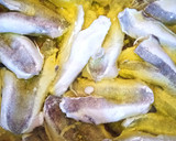 Foto del paso 3 de la receta: Cocochas de Merluza al Pil Pil