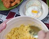 Foto langkah ke 6 dari resep Nasi Kuning Lipat Nori.