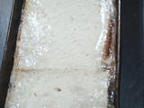Pastel de atún frío con pan lactal