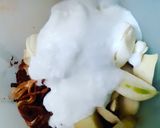 A picture of step 2 of Aloo Ghosht.