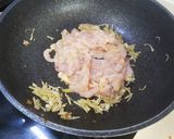 รูปขั้นตอนการทำที่ 1 ของ อกไก่ผัดขิง