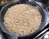 Une image de l'étape 5 de Dôme de riz à la prune et fines herbes.