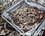 A picture of step 2 of Wheat Flour Dark Chocolate and Walnut Cake.
