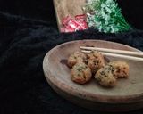 Foto langkah ke 4 dari resep Bola bola keju keto.
