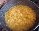 Foto del passaggio 1 della ricetta Risotto con zucca, gorgonzola e noci