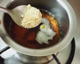 A picture of step 2 of Kashmiri Kawa.