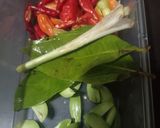 Foto langkah ke 5 dari resep Ikan mujair bumbu kuning.