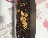 Foto del paso 3 de la receta: Turrón de chocolate negro y aromas florales con almendras tostadas