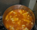 A picture of step 2 of Bananas #my style#Author Marathani#4weekchallenge.