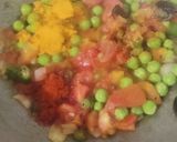 A picture of step 3 of Vegetables Upma.