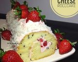 Foto langkah ke 5 dari resep Bolu Gulung Ekonomis - Strawberry Cheese Rollcake.