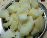 A picture of step 2 of Dahi Ragda Puri Chaat.