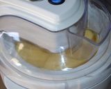 Une image de l'étape 3 de Sorbet de mirabelles au miel.