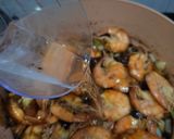 Foto langkah ke 3 dari resep Udang Saus Inggris.