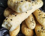 Foto langkah ke 8 dari resep Sesame Sugar Bread Stick.