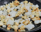 Foto del paso 1 de la receta: Paella de arroz con coliflor y sepia
