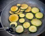 Foto del paso 1 de la receta Tortilla de calabacín