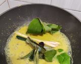 Foto langkah ke 2 dari resep Gulai Daun Pakis Udang.