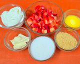 A picture of step 1 of Strawberry Yoghurt Cheesecake Cups.