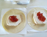 Foto del paso 1 de la receta: Empanadillas de queso de cabra y confitura de tomate
