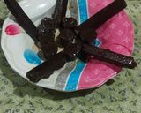 होममेड चॉकलेट (Homemade chocolate recipe in Hindi) रेसिपी चरण 5 फोटो