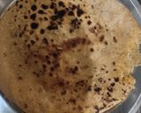 चावल का पराठा(chawal ke aate ka paratha recipe in hindi) रेसिपी चरण 3 फोटो