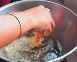 A picture of step 5 of Crispy onion pakoda.