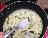 A picture of step 6 of Rava Upma.