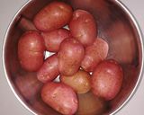 Foto del paso 1 de la receta: Papas al horno con cáscara