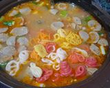 Foto langkah ke 5 dari resep Seblak Kerupuk Kuah Ceker.