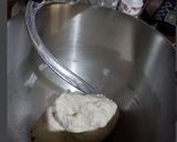 Foto langkah ke 3 dari resep Banana Milk Pastry.